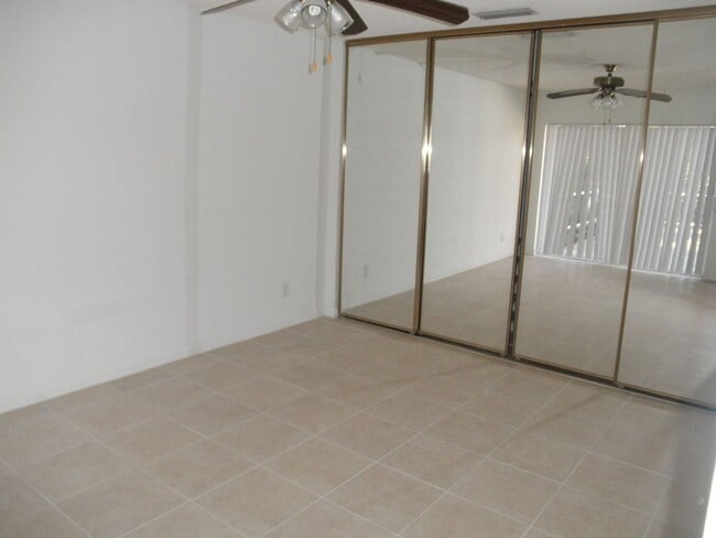 Building Photo - Sun Terrace At The Gardens