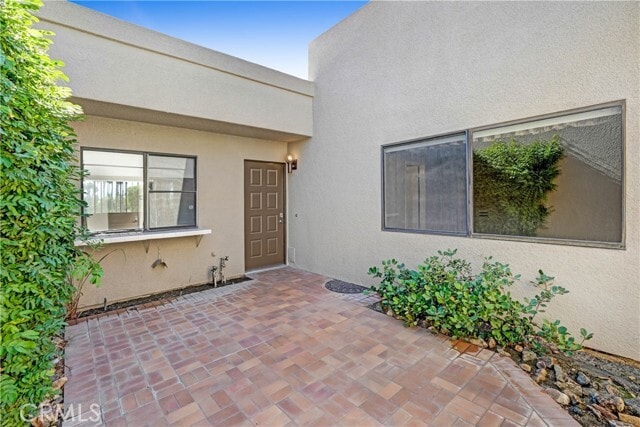Building Photo - 39856 Narcissus Way