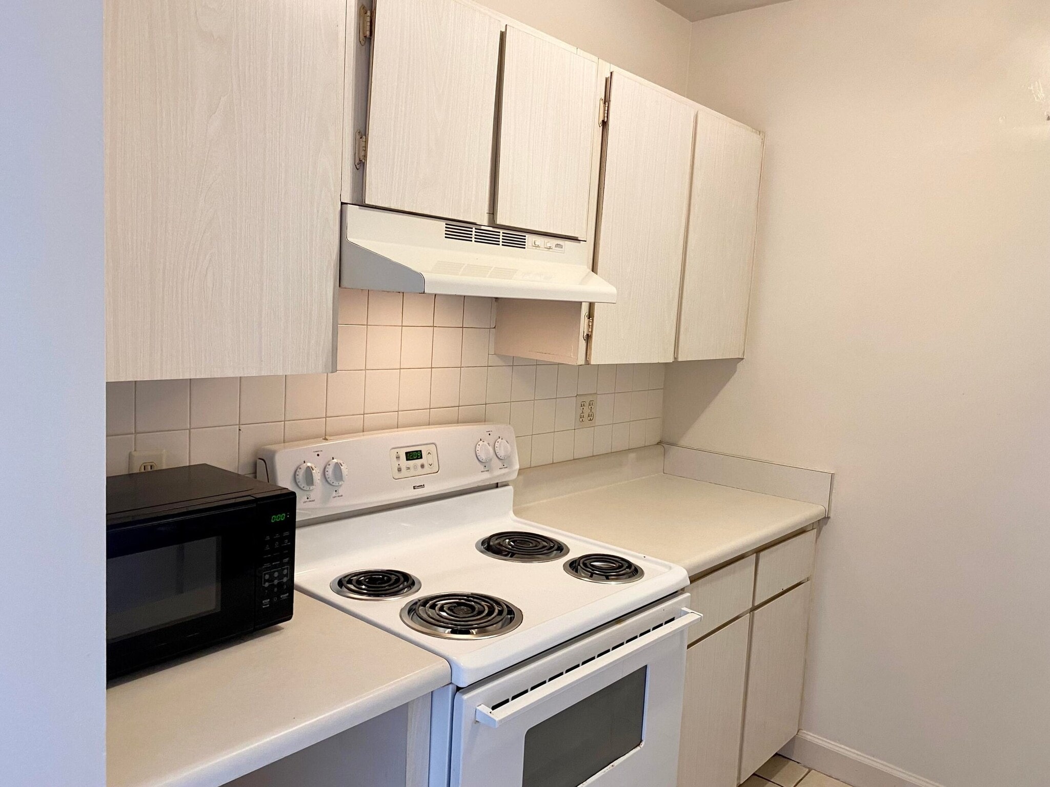 Building Photo - 2309 S Federal Hwy