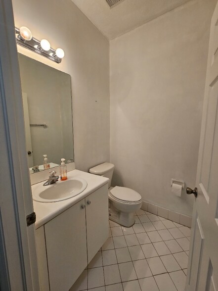 Building Photo - 12819 SW 135th Terrace