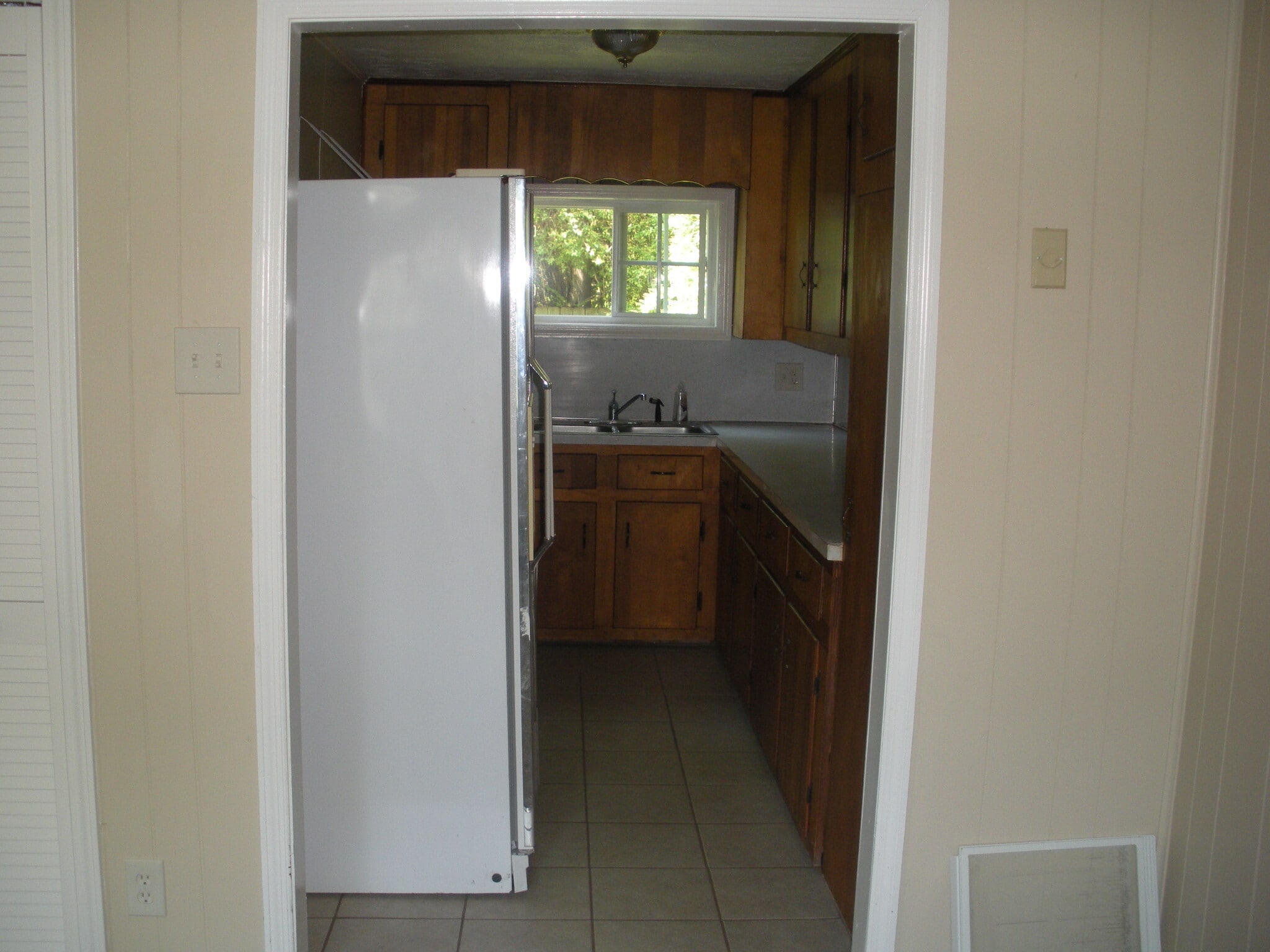 Building Photo - 17 David St