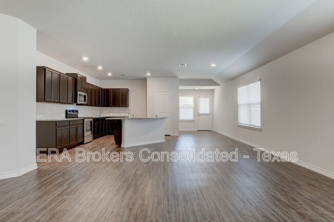 Building Photo - 121 Little Wichita