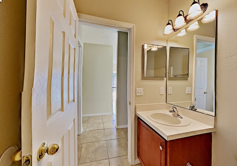 Building Photo - 610 Fisher Ct
