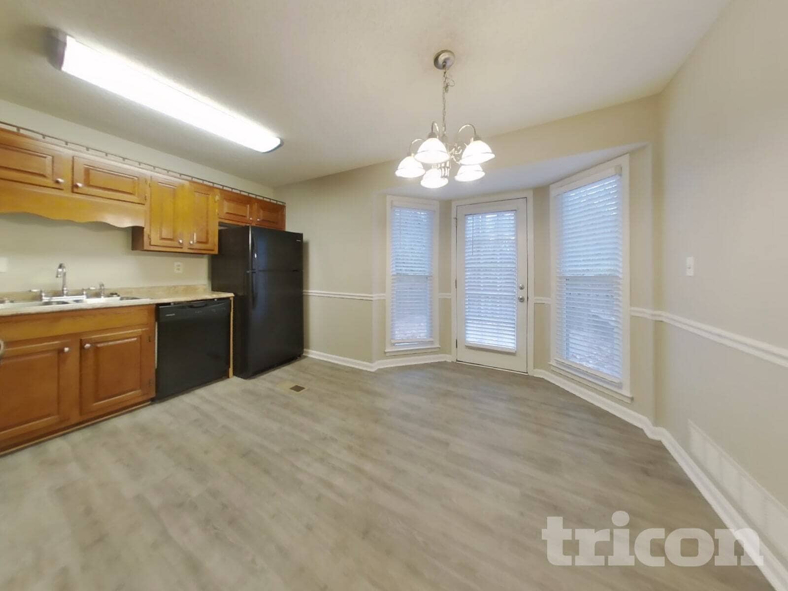 Building Photo - 296 Whitney Ln