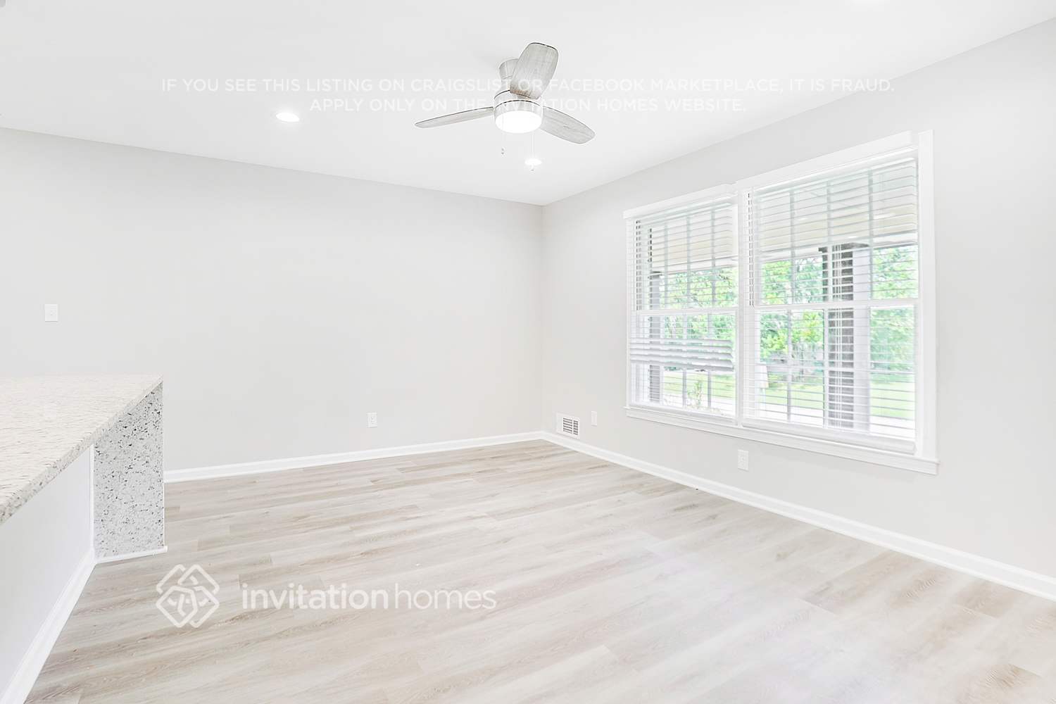 Building Photo - 2675 Jamestown Way