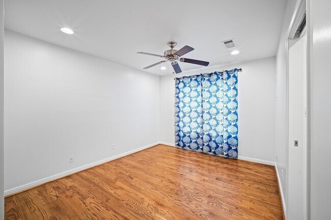 Building Photo - 1526 Adkins Rd