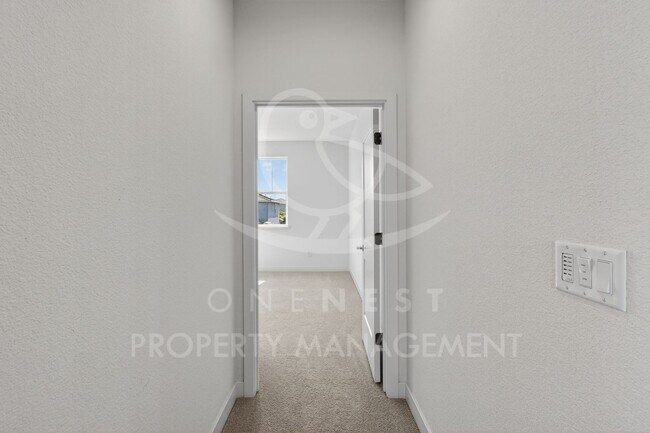 Building Photo - **move in 5/1 $500 off first months rent** Desirable Twelve Bridges Home | 4 bed 3.5 bath