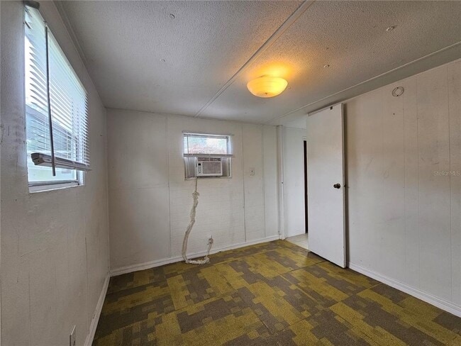 Building Photo - 503 Longfellow Blvd