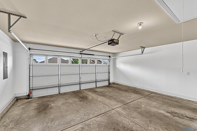 Building Photo - 130 Tybee Dr