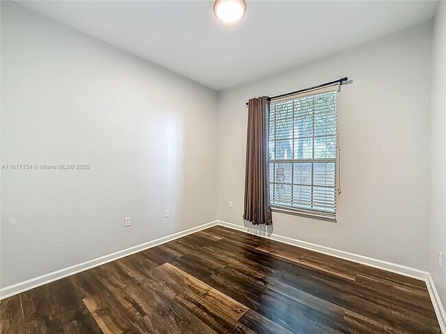 Building Photo - 3256 NW 31st Terrace
