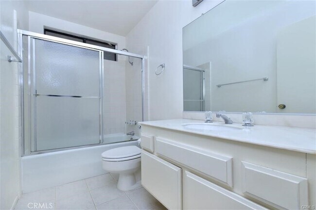 Building Photo - 4061 Falling Leaf Dr