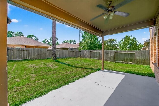 Building Photo - 154 Meadow Grove Dr