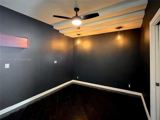 Building Photo - 742 12th St