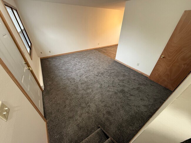 Building Photo - 1115 Lancaster St