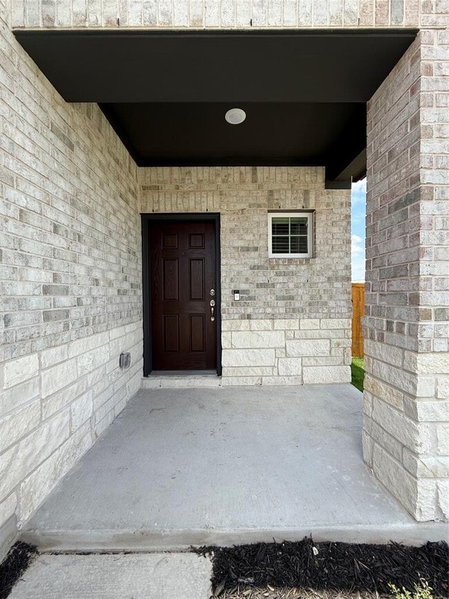 Building Photo - 593 Tailwind Dr