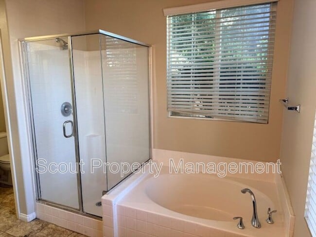 Building Photo - 31875 Domenoe Way