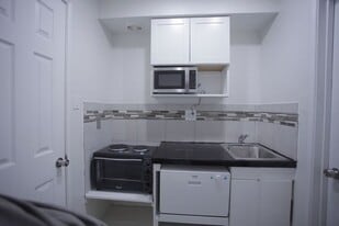 Building Photo - 4114 Cypresswood Dr
