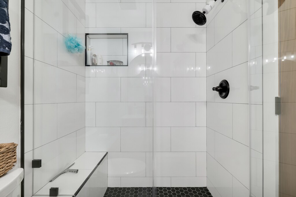 Building Photo - 15290 Bambi Ct