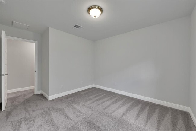 Building Photo - 411 Terra Vis Cir