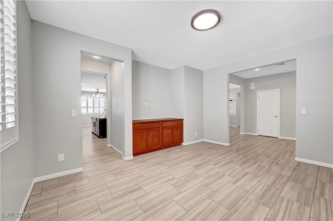 Building Photo - 5424 Kamilla Raen St