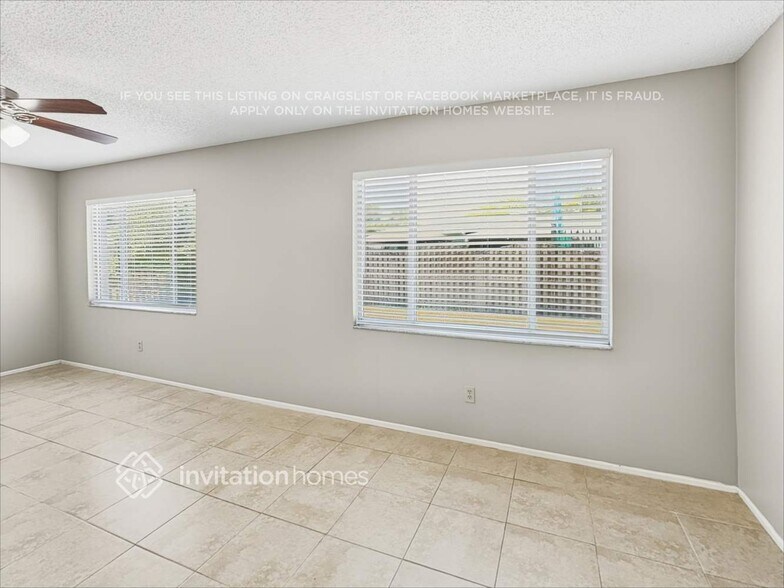 Building Photo - 4205 Gray Squirrel Ln
