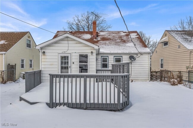 Building Photo - 25500 Briardale Ave