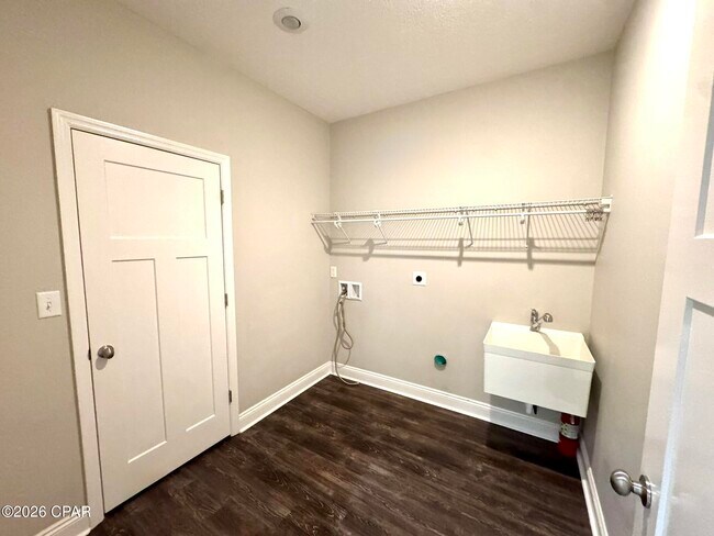 Building Photo - 4515 Tender Creek Cv
