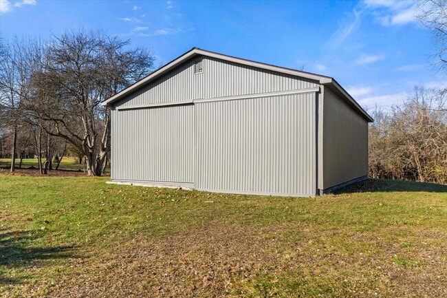 Building Photo - 3936 Holden Dr