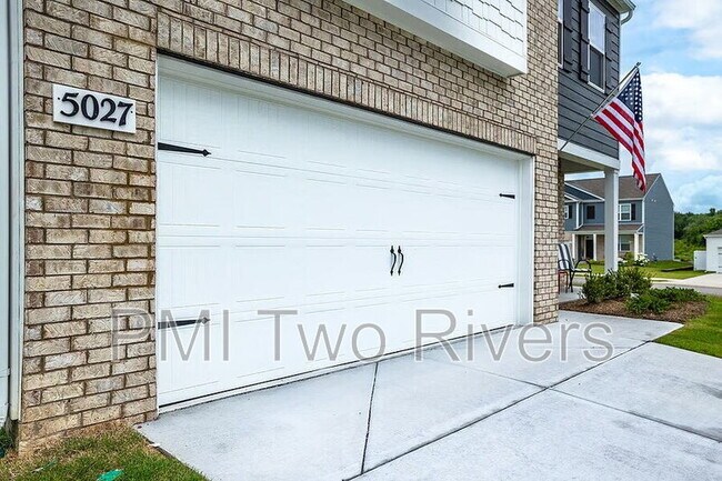 Building Photo - 5027 Benelli Dr