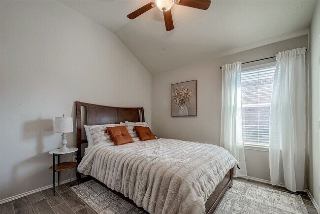 Building Photo - 18515 Bare Meadow Ln