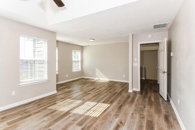Building Photo - 5502 Somer Ridge Ct