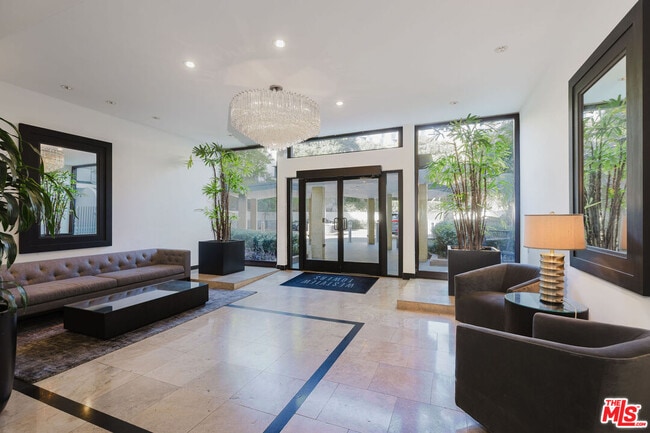 Building Photo - 1155 N La Cienega Blvd