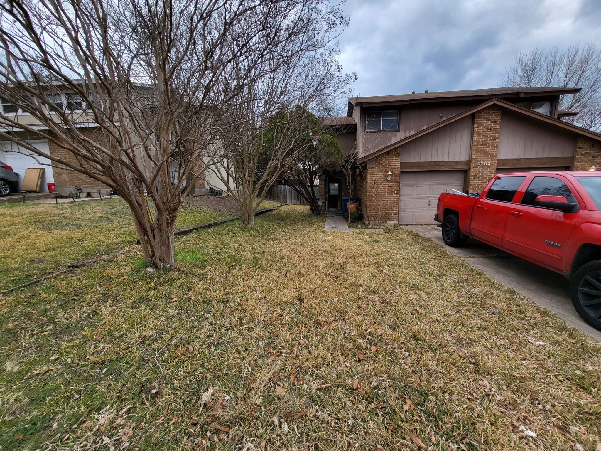 Building Photo - 6702 Deatonhill Dr