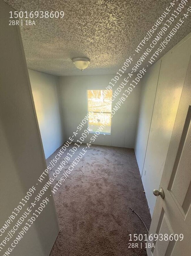 Building Photo - 132 Wyles Ln