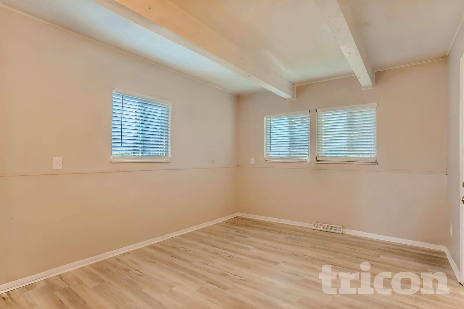 Building Photo - 2965 S Eaton St