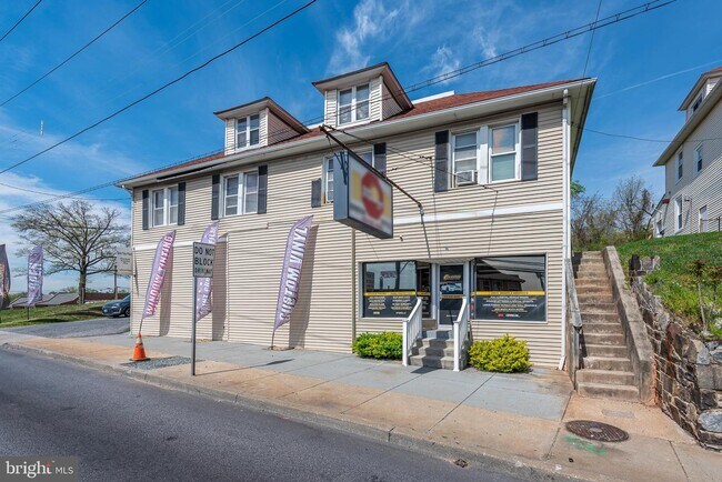 Building Photo - 7502 Belair Rd