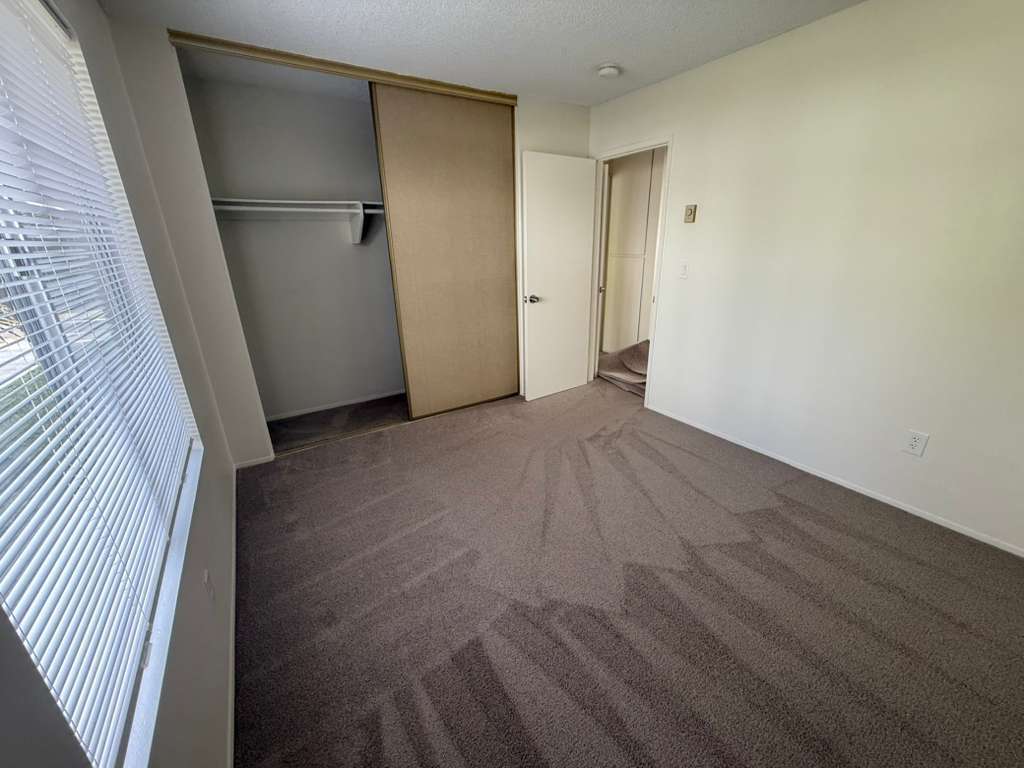 Building Photo - 6554 Bell Bluff Ave