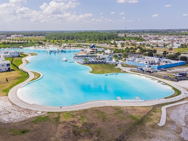 Building Photo - 7323 Pool Compass Loop