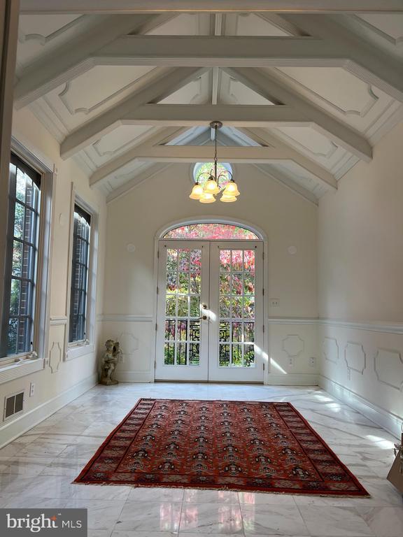 Building Photo - 8904 Grant St