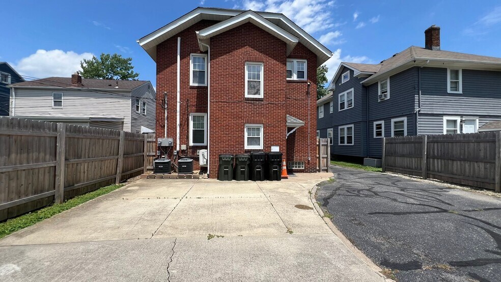 Building Photo - 345 Harvard Ave