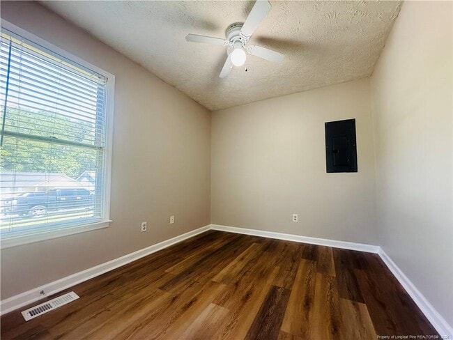 Building Photo - 6549 Applewhite Rd
