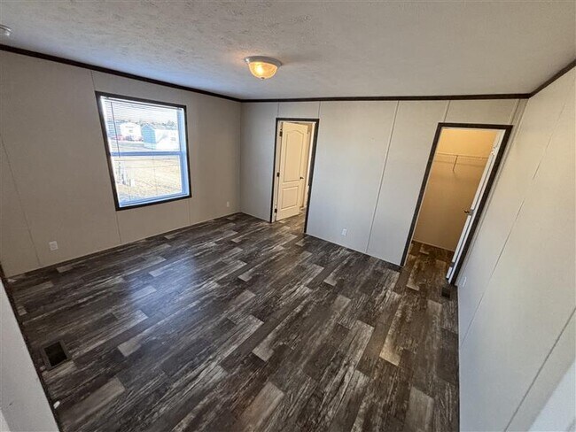 Building Photo - 73 Eisenhower St