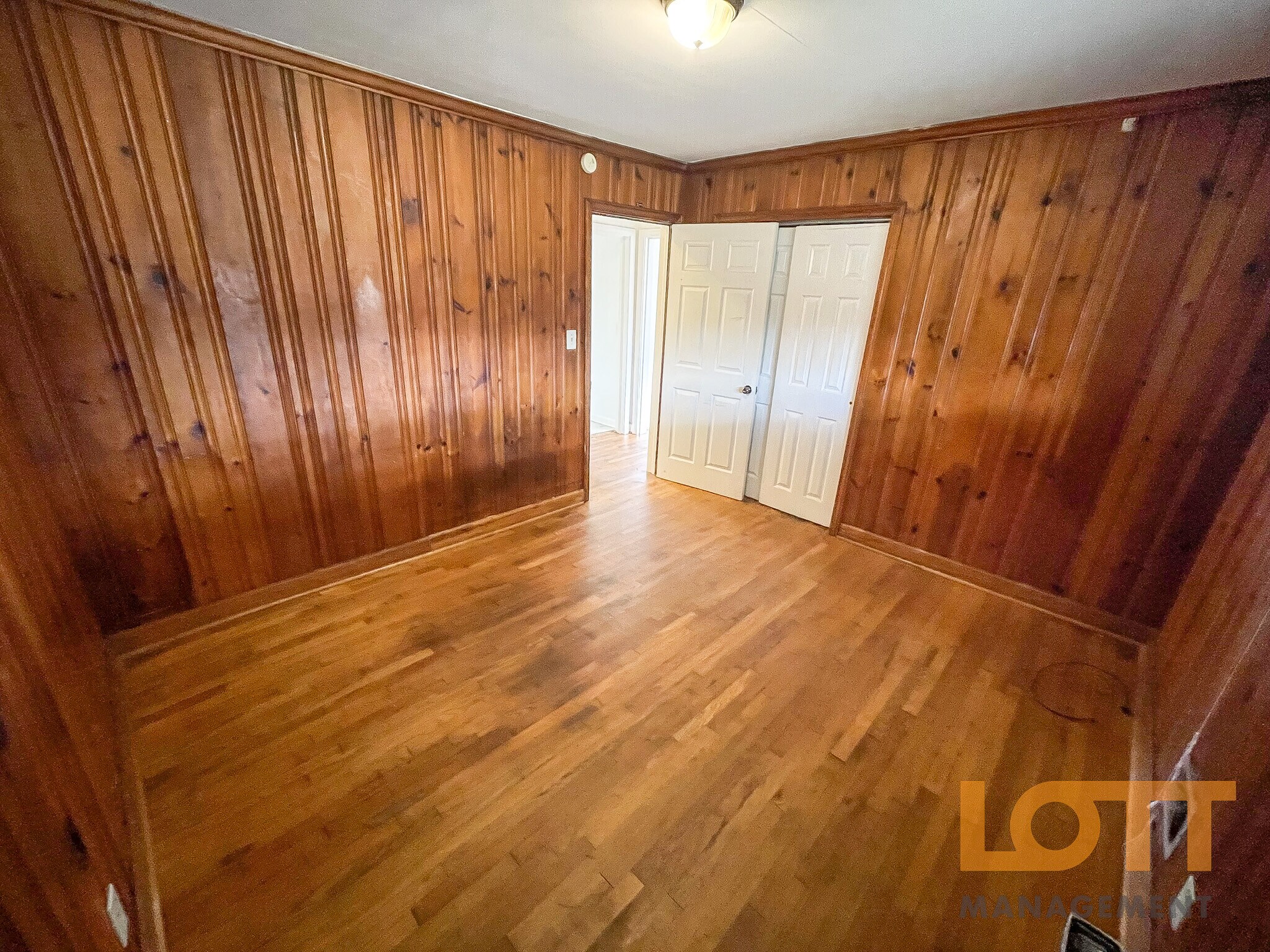 Building Photo - 323 Welcome Ave