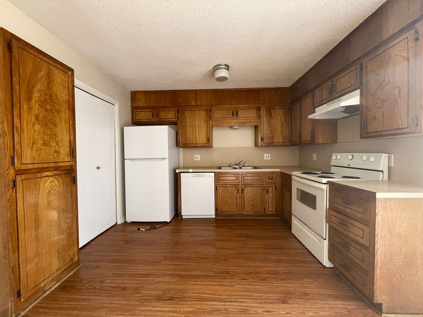 Building Photo - 3407 Victoria Cir