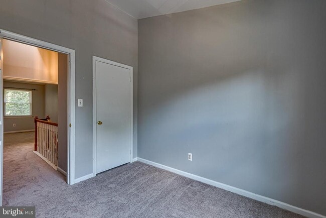 Building Photo - 8508 Blue Bird Woods Ct