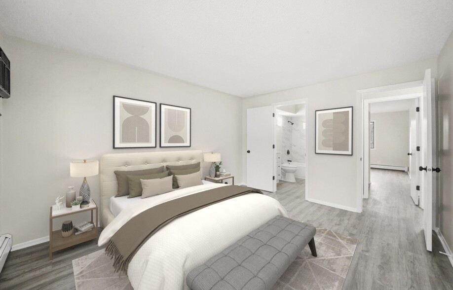 Master Bedroom - 2710 Northcreek Dr