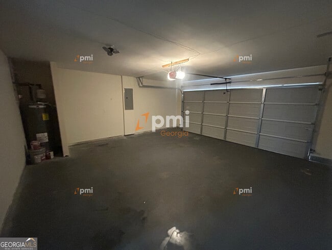 Building Photo - 156 Sourwood Ln