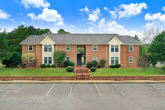 Building Photo - FOR RENT in Waynetique Apts ~ 2 Bedroom, 2 Bathroom Apartment in Goldsboro *Excellent Wayne Memor...