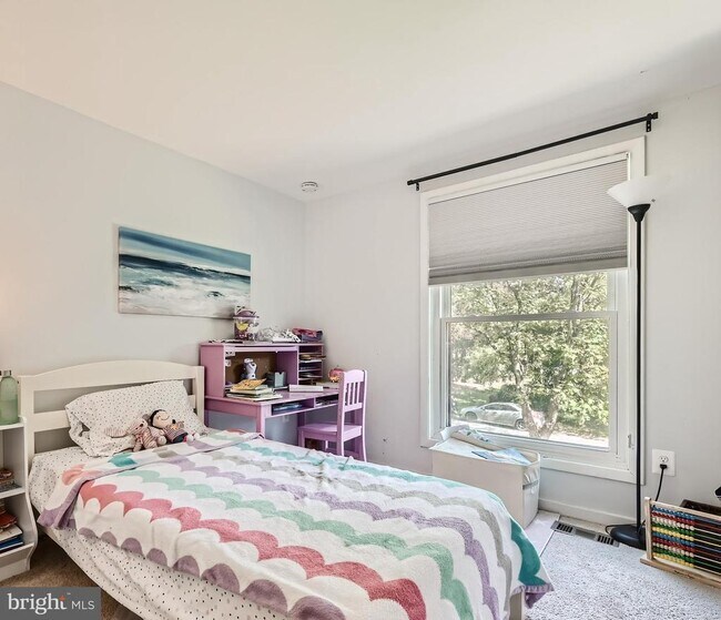 Building Photo - 6210 Hidden Clearing