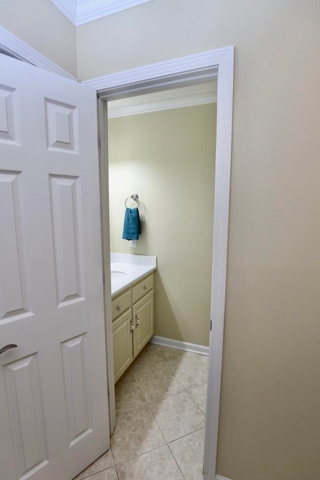 Building Photo - 3196 Daufaskie Rd